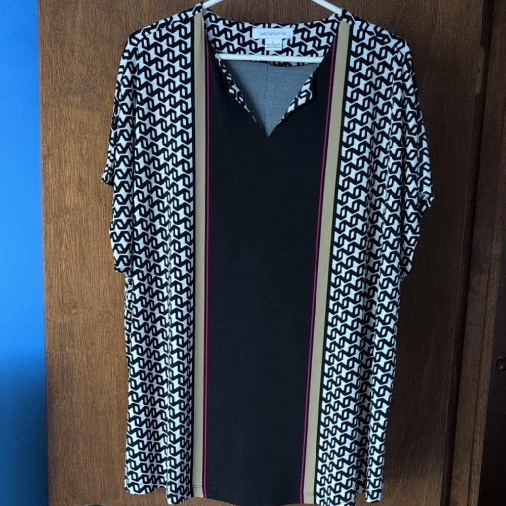 Liz Claiborne Black and White Geometric Women's Top